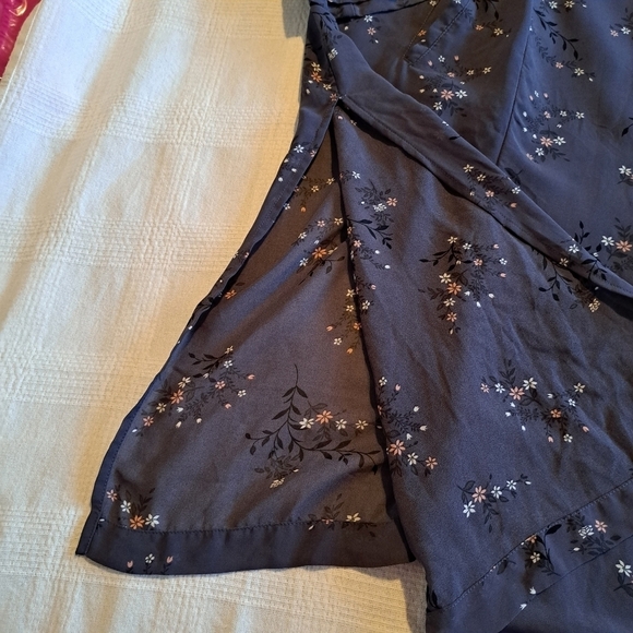 Torrid size 4 women's chiffon midi sheer jacket with matching tie belt - Picture 6 of 10